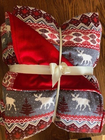 Farmhouse Blankets - Red Moose