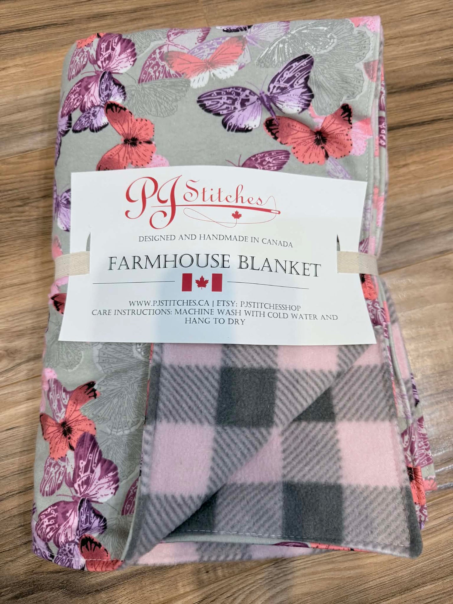 Butterflies Farmhouse Blanket - Grey